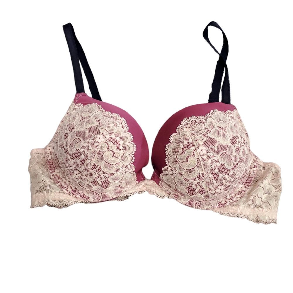 Victoria's Secret Dream Angels Pink With Lace Push Up Bra